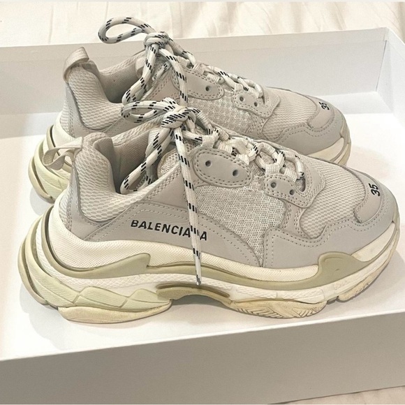 Balenciaga Sneakers in Cream and Gray - Picture 1 of 3
